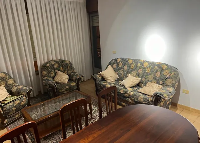 Piso Artur Rua Astureses Апартаменты Карбаллино